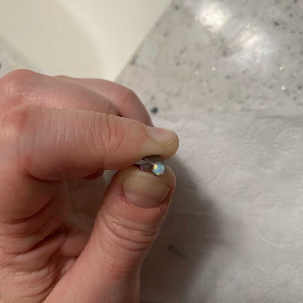18g Opal Threadless Nose/Nostril Ring